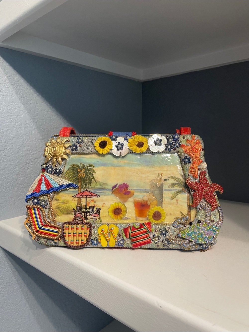Decorative Beach-Themed Accent Frame - Yellow Floral Detail